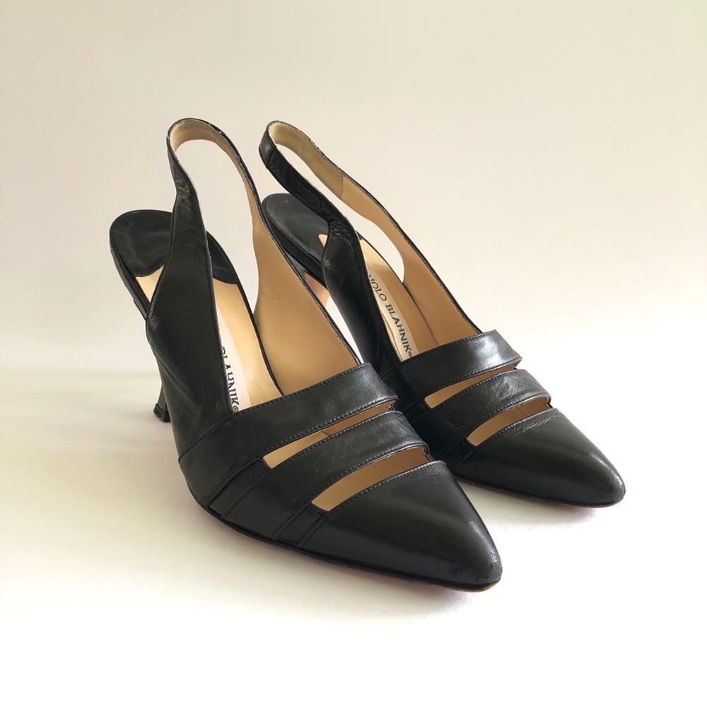 Manolo Blahnik Leather Pointed Toe Slingback Pumps - Picture 2 of 10
